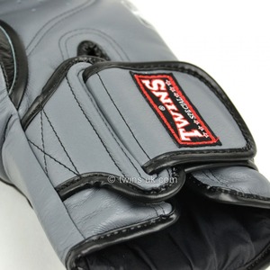 Dernier modèle de gants de boxe Twins personnalisés noirs et gris, 100% cuir de vache véritable, gants de boxe Twins pour l'entraînement MMA et Muay Thai - Product Image 6