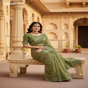 Dernier modèle de sari et ensemble de chemisier de créateur, qualité premium, magnifiquement scintillant, orné de sequins et broderies, exportateur mondial - Product Image 1