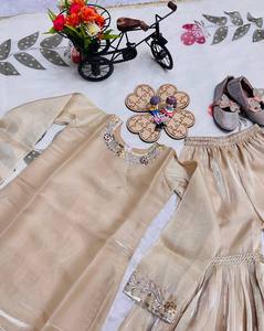 Ensemble haut en soie pure, sharara et dupatta pour filles, vêtements de fête pour enfants, design de créateur - Product Image 6