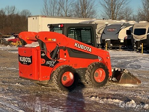 รถตักดิน Kubota SSV75 มือสองคุณภาพสูง เครื่องยนต์ดีเซล กำลัง 37 กิโลวัตต์ พร้อมมอเตอร์ประสิทธิภาพสูงและปั๊มเกียร์ ขายในเบลเยียม - Product Image 4