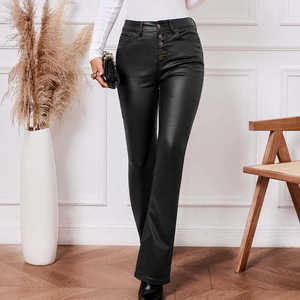 Pantalones de cuero de cintura alta para mujer, acampanados, elásticos, con cinco botones, bolsillos, a la moda, que favorecen la figura - Product Image 6