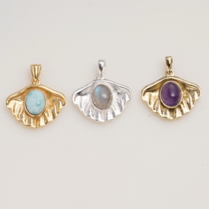 Natural Amethyst Seashell Pendant Gold Tone Ocean Inspired Gemstone Shell <b>Necklace</b> Beach Jewelry Gift for Women Her - Product Image 2