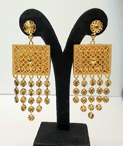 Parures de bijoux pour femmes en laiton plaqué or 24 carats de Dubaï avec collier, boucles d'oreilles et bague pour mariage, fiançailles, bijoux classiques et élégants - Product Image 2