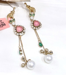 Pendientes Elegantes de Latón Chapado en Oro de Alta Calidad, con un Toque Brillante y Moderno, para Mujer, Ideales para Fiestas y Eventos Nocturnos - Product Image 5