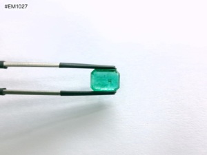 Esmeralda Zambiana Natural, Corte Octogonal Facetado, 3.88ct, Alta Calidad, Gema Suelta para Joyería - Product Image 2