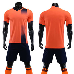 Tenue de football pour équipe de club, uniforme de joueur, vêtements de sport, uniforme d'équipe, uniforme de football en polyester par sublimation - Product Image 1