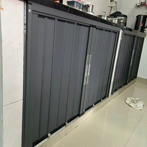 Puertas plegables modernas de aluminio con paneles sólidos de primera calidad, con soporte técnico y suministro MOQ. Soporte técnico en línea Vietnam. - Product Image 1