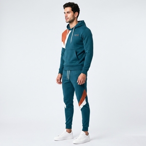 Chándal de hombre de alta calidad con tela suave y transpirable, de corte moderno, ideal para entrenamiento en el gimnasio, viajes y moda diaria. - Product Image 4