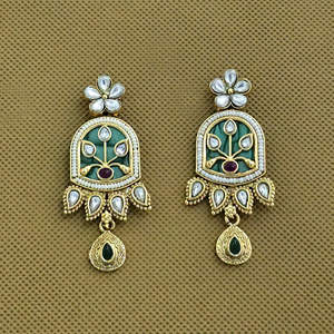 Pendientes de moda clásicos antiguos con baño de oro - Product Image 1