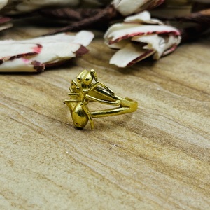 Anillos de diseño moderno con forma de hormiga, de latón estilo bohemio, para mujer, chapados en oro de 18k, con dije de insecto, delicados y llamativos, para venta al por mayor/OEM/ODM - Product Image 5