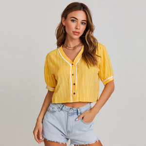 Camiseta Deportiva Corta de Béisbol Personalizada para Mujer, Camiseta de Béisbol de Manga Corta con Rayas para Mujer - Product Image 2