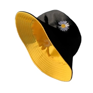 หมวกคาวบอยผ้ายีนส์ฤดูร้อนพร้อมทาสีด้วยมือออกแบบกลวงสำหรับการเดินทางกลางแจ้งและชายหาดขอบโค้งสไตล์ตะวันตก - Product Image 3