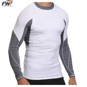 Camiseta de compresión deportiva personalizada con logo, cómoda, para hombre, manga larga, para MMA, fabricada en Pakistán. - Product Image 2