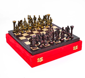 Jeu d'échecs en métal de luxe, échiquier antique, pièces d'échecs décoratives faites à la main, jeu de stratégie classique pour la maison et le bureau - Product Image 1