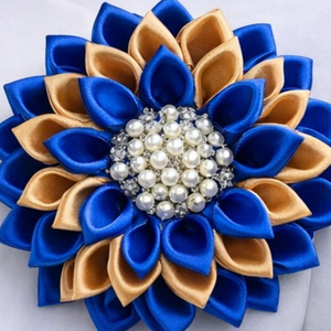Broche de pata de gallo azul y dorado Sigma Gamma Rho, elegante pin de solapa, joyería llamativa, accesorio de moda, insignia decorativa, OEM personalizado - Product Image 3