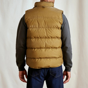 Chaleco acolchado al por mayor para adultos, sin mangas, con cremallera, hecho de poliéster, a prueba de viento, con bolsillo con cremallera. - Product Image 3