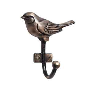 Crochet décoratif en aluminium fini brun en forme d'oiseau pour décoration murale, décoration intérieure, organisateur de pelouse, ou cadeau - Product Image 4