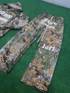 Conjunto de Pantalones Anchos con Pedrería y Logotipo Bordado Personalizado, Traje Deportivo de Poliéster/Algodón Grueso para Hombre, con Dobladillo Desgastado, Estilo Casual - Product Image 3