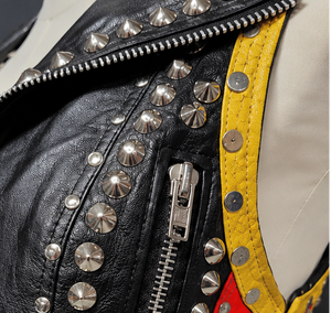 Gilet moto en cuir véritable pour femme avec rivets, chaînes, fermeture éclair et col montant, style motard - Product Image 5