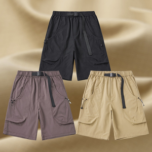 Shorts de basket-ball pour homme, en polyester noir uni, taille élastique, séchage rapide, style décontracté, avec poches, longueur mi-cuisse. - Product Image 4