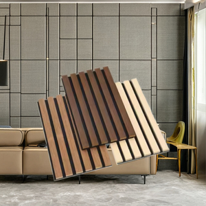 Panneaux muraux en laine de bois moderne 2400*600mm, aspect bois fumé foncé naturel, panneau acoustique à lattes en bois avec âme en caoutchouc pour l'insonorisation des entrepôts - Product Image 1