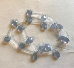 Cuentas de Calcedonia Lavanda Facetadas en Forma de Lágrima, Hilo de Piedras Naturales para Joyería, Cuentas Sueltas al por Mayor - Product Image 2