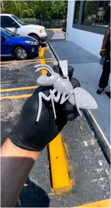 Collar con Colgante de Hormiga 3D Detallado en Plata de Ley 925 con Moissanita VVS, Joyería Hip Hop para Hombres y Mujeres - Product Image 2