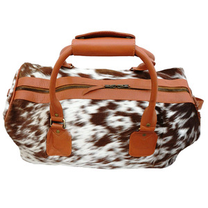 Sac de voyage en cuir de vachette imperméable marron et blanc pour femme et homme – Qualité supérieure - Product Image 3