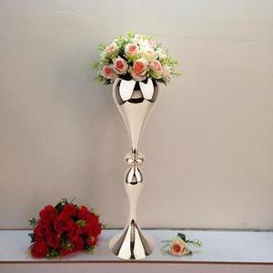 Vase à fleurs moderne avec finition argentée antique, forme ronde, design à motifs uniques, qualité supérieure pour la décoration de la maison - Product Image 1