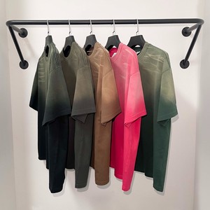 เสื้อยืดผู้ชายผ้าฝ้าย 100% หนานุ่ม คุณภาพสูง รับสกรีนโลโก้ ทรงปกติ สไตล์สตรีทแวร์ ดีไซน์เนอร์ เสื้อยืดฤดูร้อน พิมพ์ลาย ขายส่ง - Product Image 1