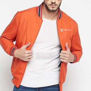 Light Weight Stylish Breathable Bomber Jacket Premium Quality <b>Top</b> Selling Men Winter Jacket Made In Pakistan - Product Image 4