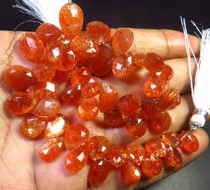 Cuentas de Piedra Solar Arcoíris Africana de Primera Calidad, Facetadas en Forma de Pera, Color Naranja, 8-14 mm, 100% Naturales, con Brillo Confeti, Gema de Piedra Solar, Hilo de 8 Pulgadas para Joyería - Product Image 5