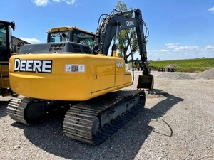 รถขุด Work Ready 120D สำหรับผู้รับเหมาโครงสร้างพื้นฐานและสาธารณูปโภค - Product Image 3