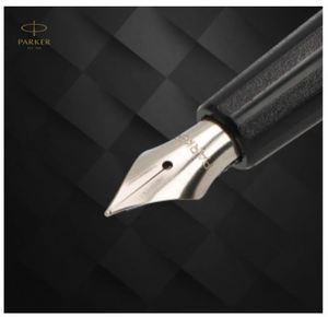 ปากกาโรลเลอร์บอล Parker Aster Essential สีดำพร้อมขอบโครเมียม พร้อมสมุดบันทึกปกแข็งพรีเมียม หมึกสีน้ำเงิน หัวปากกาขนาดกลาง – Luxury Gi - Product Image 3