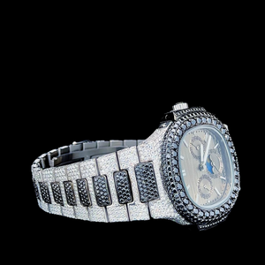 นาฬิกาแบรนด์เนมคุณภาพพรีเมียม ตัวเรือนสแตนเลสสตีลทรงเหลี่ยมประดับเพชรโมอิสซาไนต์ทรงกลมเต็มหน้าปัด พร้อมลวดลายโบราณ - Product Image 4