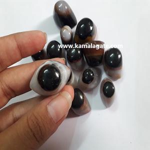 Vente en gros d'œil de Shiva en agate Sulemani, pierre semi-précieuse naturelle polie, objets d'art spirituel de collection du Gujarat - Product Image 4