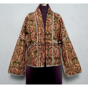 Chaqueta hecha a mano 100% algodón puro, estilo vintage indio Kantha, cómoda y transpirable para mujeres y niñas. - Product Image 1