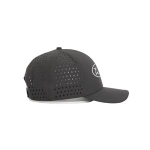 Casquette de golf OEM imperméable à séchage rapide avec perforations laser, logo brodé 3D personnalisé, respirante, à fermeture snapback pour l'entraînement en extérieur - Product Image 2