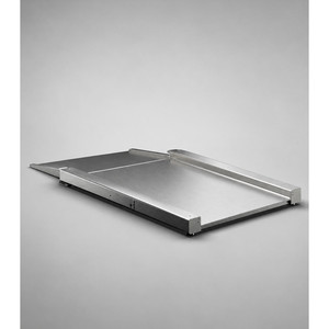 GRAM Penguin S - Balance de sol en acier inoxydable à profil bas avec rampe pour environnements industriels intensifs - Product Image 3
