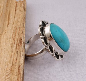 Shree Jaipur Silver Classic Oval <b>Turquoise</b> Bezel Setting 925 Sterling Silver Gemstone <b>Ring</b> for Unisex Wedding & Party - Product Image 5