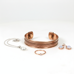 Brazalete de terapia magnética de cobre puro hecho a mano – Diseño trenzado vintage para alivio del dolor de artritis y bienestar - Product Image 6