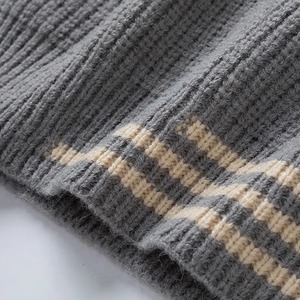 Suéter para Hombre, Diseño Elegante de Punto, Cómodo para Usar Todo el Día en Invierno, Producción en Masa - Product Image 3