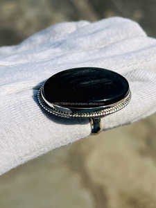 Bague en argent naturel brillant obsidienne classique avec pierres précieuses réglables Bague en argent sterling 925 plaqué lunette sertie de bijoux pour femmes - Product Image 2