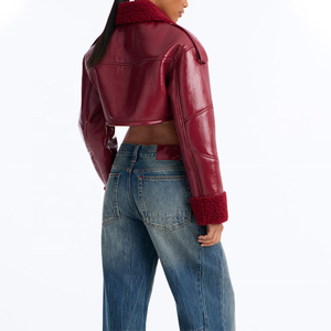 Veste moto en similicuir pour femme, coupe courte, col en fourrure synthétique, fermeture éclair, manches longues, doublure en fausse fourrure, style hiver - Product Image 2