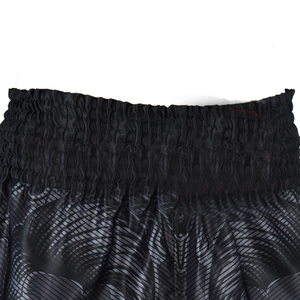 Shorts de boxe thaïlandaise / Shorts de kickboxing MMA / Shorts thaïlandais personnalisés - Shorts MMA unisexes pour adultes, légers et extensibles, 100% polyester - Product Image 3