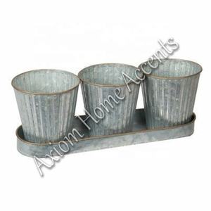 Axiom Home Accents Juego de tres macetas modernas y elegantes para decoración de jardín interior y exterior para plantas pequeñas - Product Image 2