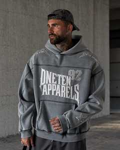 เสื้อฮู้ดโอเวอร์ไซส์ผ้าฟลีซหนานุ่มสำหรับผู้ชาย ยี่ห้อ ONETEN APPARELS สีเทา สไตล์สตรีทแวร์ พิมพ์ลายโลโก้ด้านหน้า มีกระเป๋า - Product Image 2