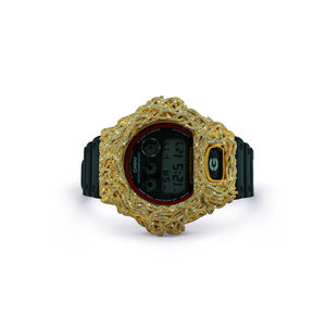 นาฬิกาข้อมือ Iced OutTimeless Pieces Art-Round Case รุ่น Unisex แฟชั่นประดับเพชร พร้อมสายยางแบบ Half Thrones - Product Image 1