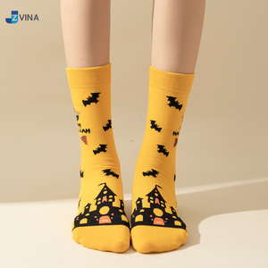 Custom Logo Halloween Crew <b>Socks</b> Men's Knitted Cotton <b>Polyester</b> Spandex Breathable Patterned <b>Socks</b> Autumn Daily Wear - Product Image 3