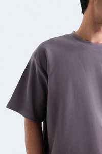 Camiseta de Algodón Peinado de Alta Calidad, Impresión de Logotipo Personalizado con Serigrafía, 100% Algodón, Corte Regular, 270 g/m², Ecológica para Hombre - Product Image 4